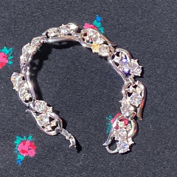 Vintage rhinestone bracelet - Picture 7 of 11